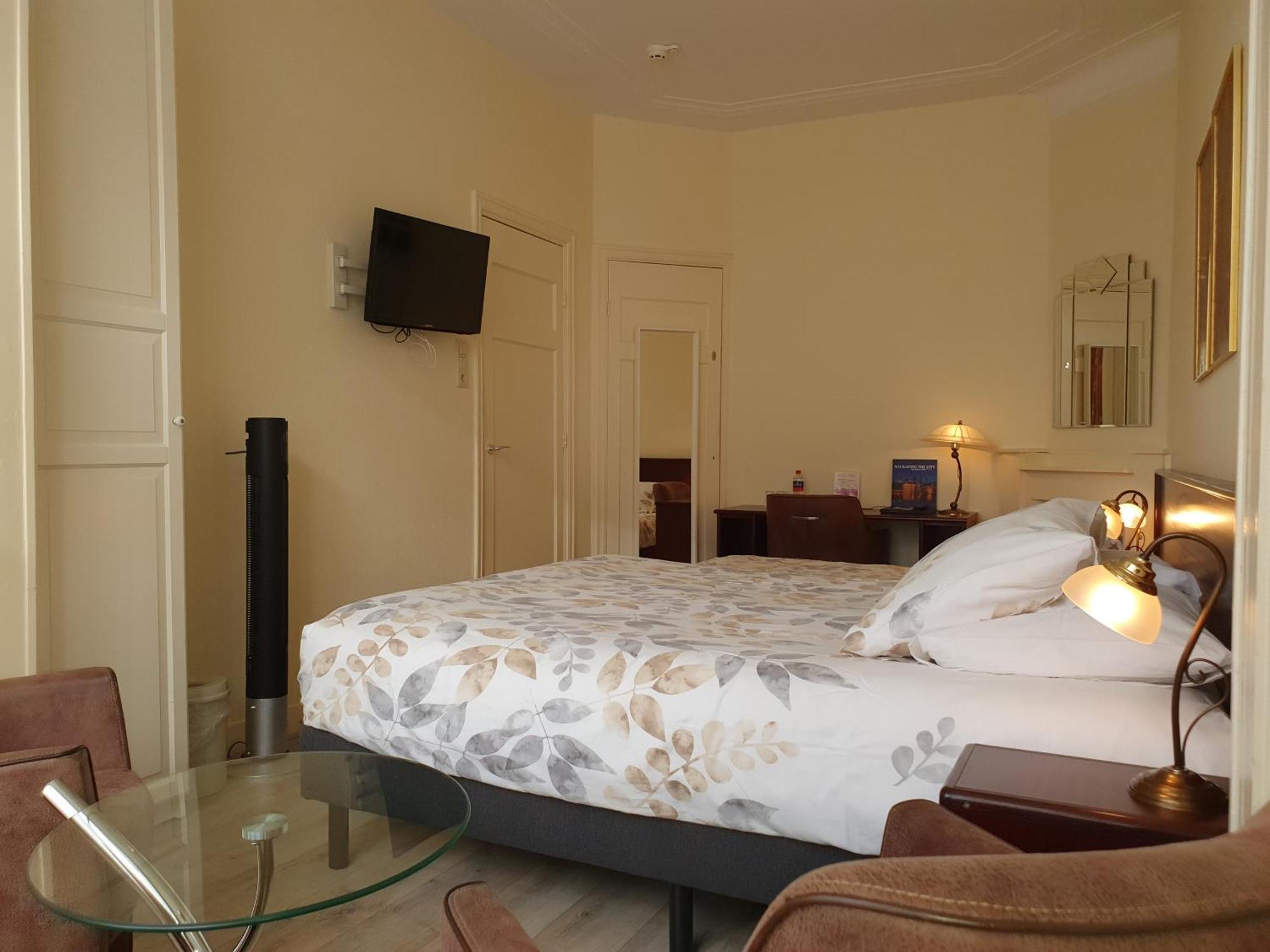 Hotel Bor Scheveningen La Haya Habitación foto